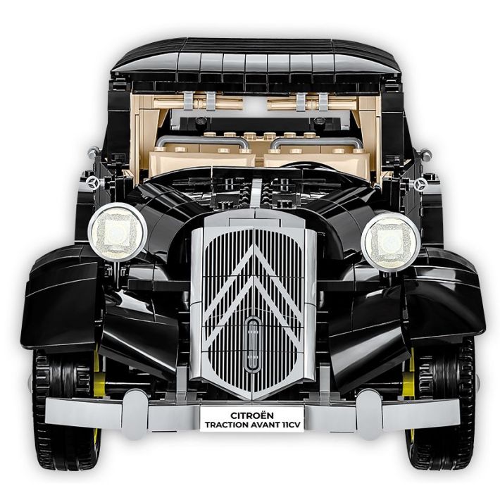 Citroen Traction Avant 11CV 1938 - Executive Edition - fot. 2